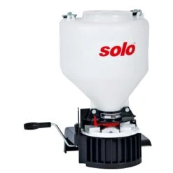 Solo 0.28 Cu Ft W Chest Mount Spreader For Ice Melt/Seeds 20 Lb