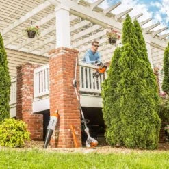 STIHL KombiMotor KM 56 RC-E Gas Multi-System Power Head -Garden Tool Store 4cb08523 b43b 4b2e 962f 491fcf4d7892