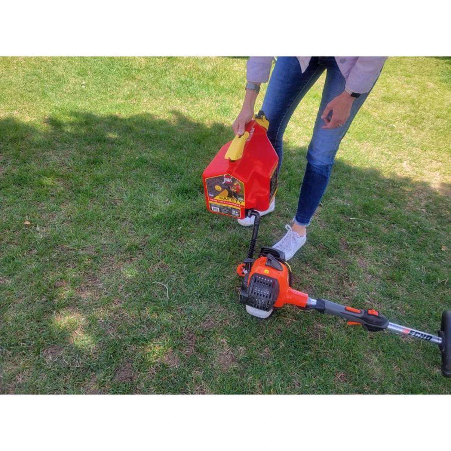 SureCan Plastic Safety Gas Can 2.2 Gal 9 SureCan Plastic Safety Gas Can 2.2 Gal - Image 7