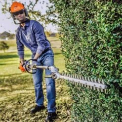 STIHL HL 94 24 In. Gas Articulating Head Hedge Trimmer -Garden Tool Store d0364b05 6316 4ce9 88fc dbedd9cbd2cc