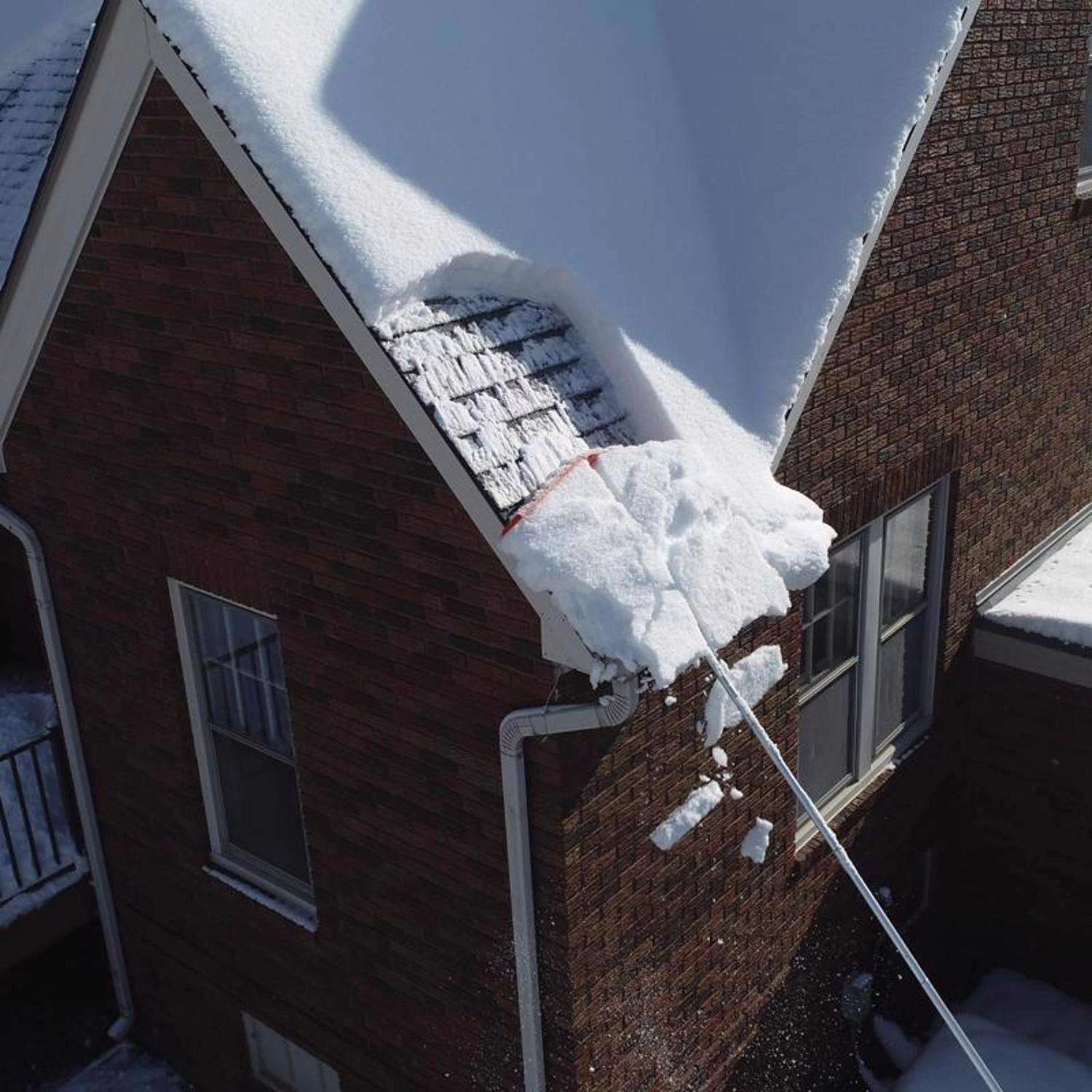 EZ Smart Snow 36 In. W X 16 Ft. L Poly Roof Rake 9 EZ Smart Snow 36 In. W X 16 Ft. L Poly Roof Rake - Image 7